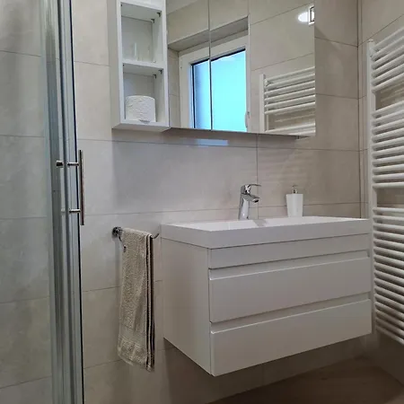 Apartma Cuk Dutovlje Exterior photo