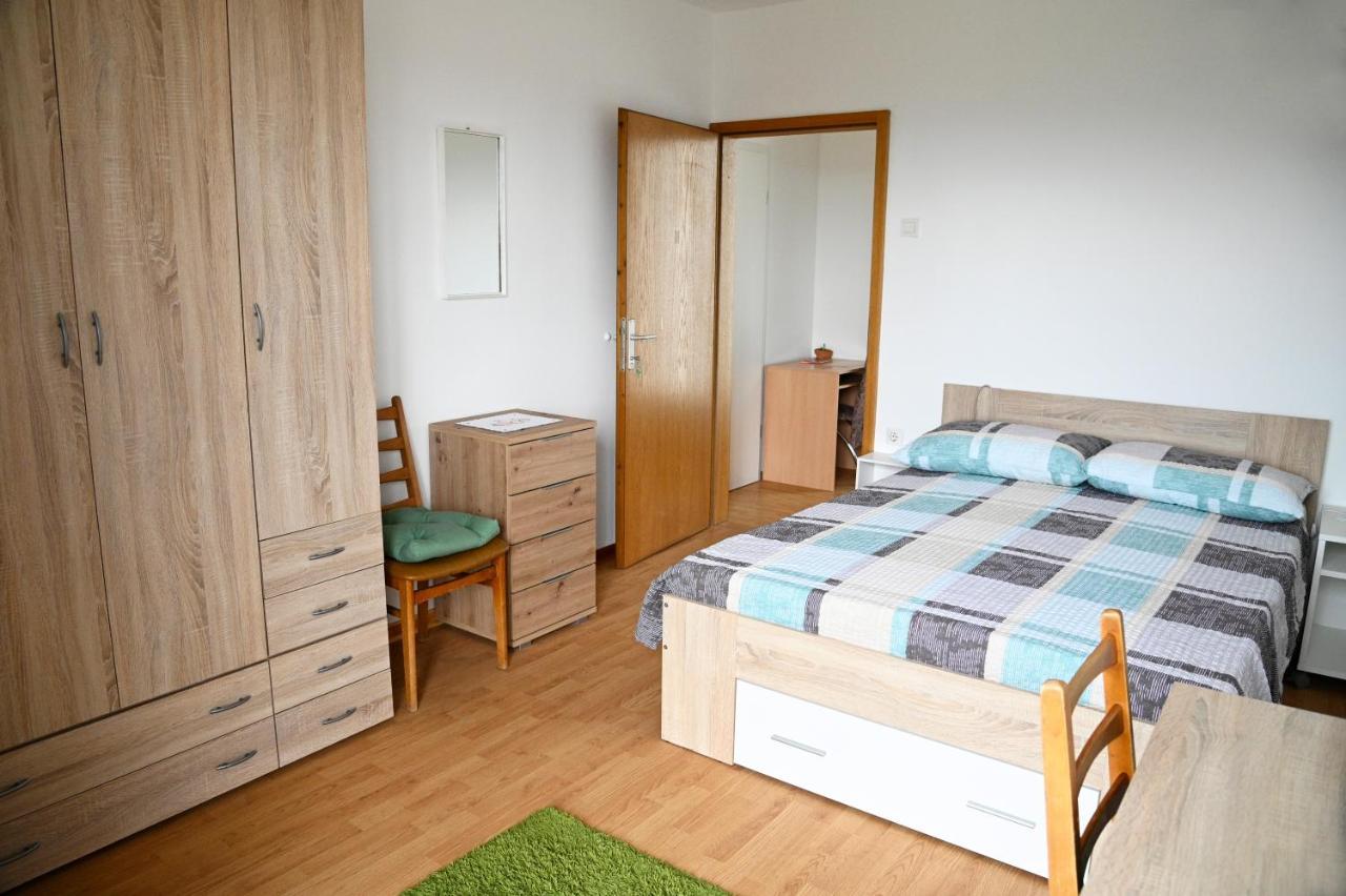 Apartment Apartma Cuk Dutovlje